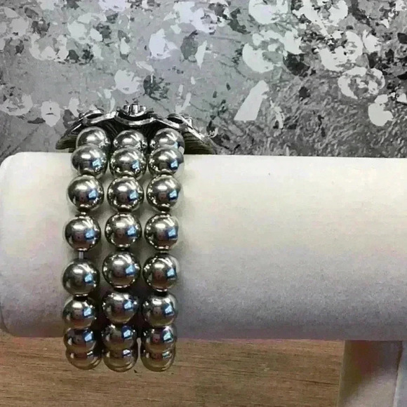 Silver AB Statement Flower Bracelet Vintage Bling - Picture 2 of 3